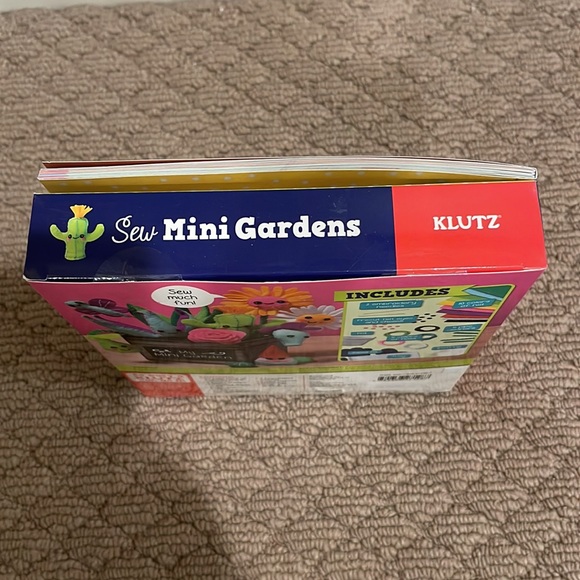 💕Sew Mini Gardens (Klutz Craft Kit) - Picture 9 of 9